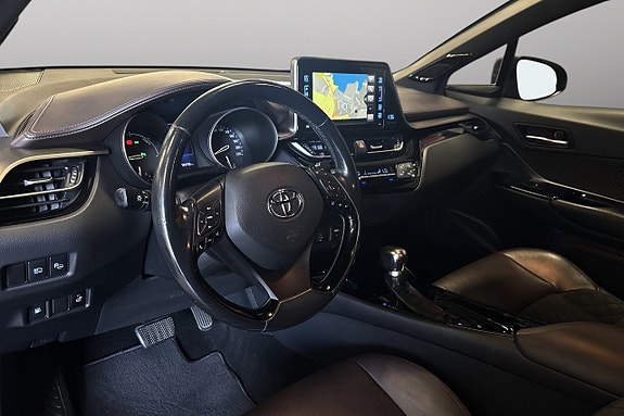 Toyota C-HR 11 of 27