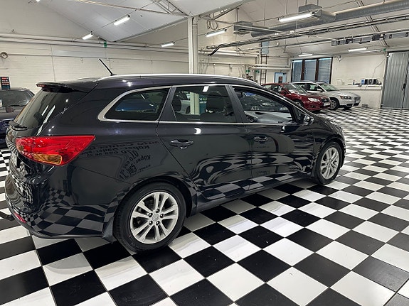 Kia Ceed 8 of 13