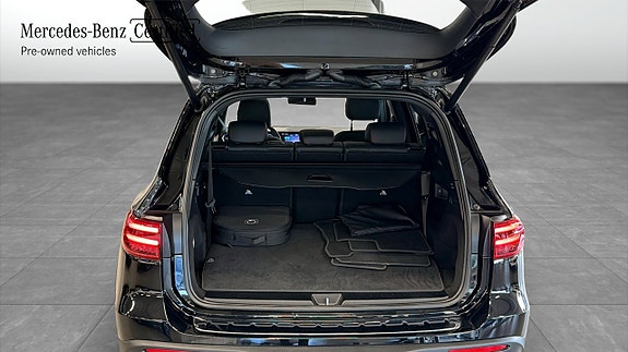 Mercedes-Benz EQB250+ 10 of 20