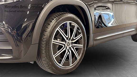 Mercedes-Benz EQB250+ 9 of 20