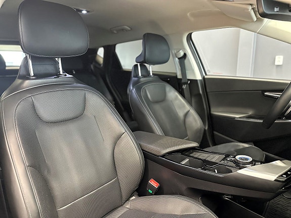 Kia EV6 12 of 21