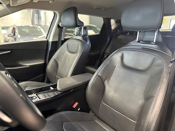 Kia EV6 15 of 21