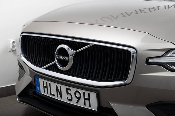 Volvo V60 3 of 23