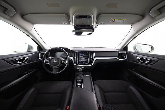 Volvo V60 13 of 23
