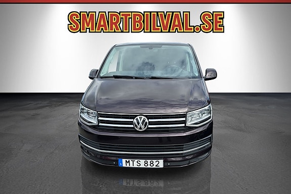 Volkswagen Multivan 8 of 30