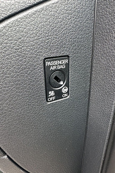 Volkswagen Multivan 23 of 30