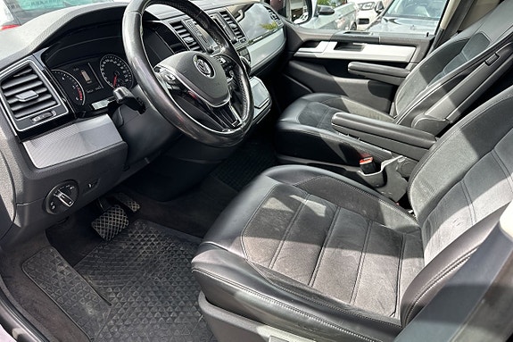 Volkswagen Multivan 10 of 30