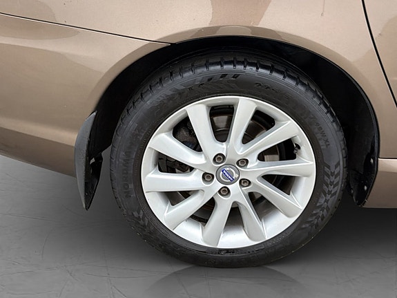 Volvo V70 27 of 29