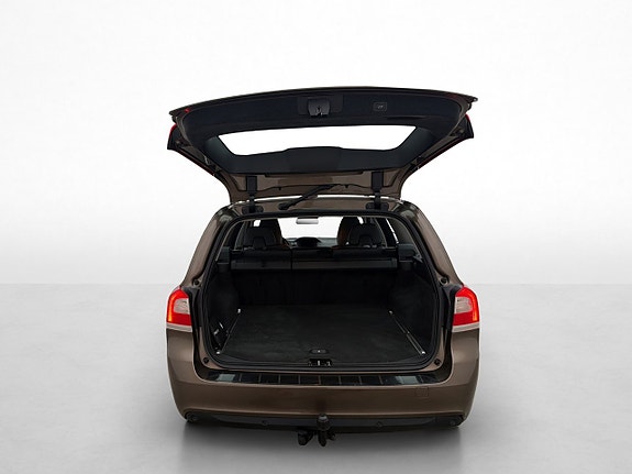 Volvo V70 10 of 29
