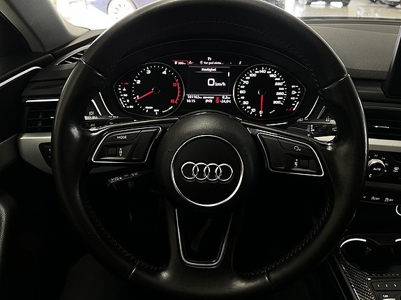 Audi A4 17 of 24