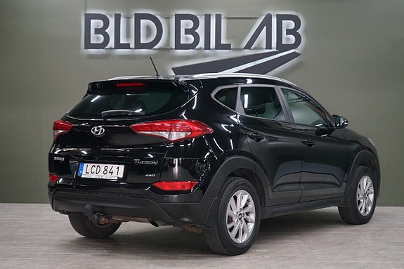 Hyundai Tucson 4 of 12