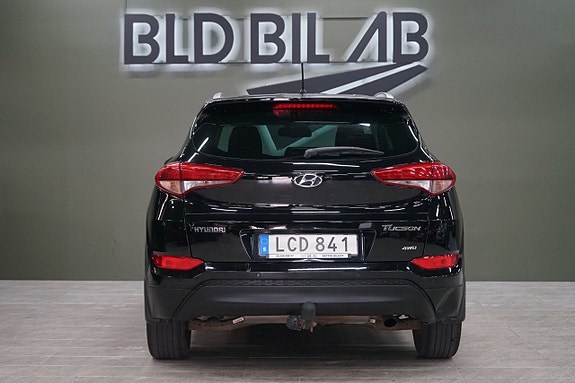 Hyundai Tucson 6 of 12