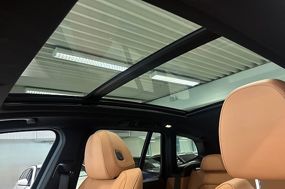 BMW iX3 15 of 19
