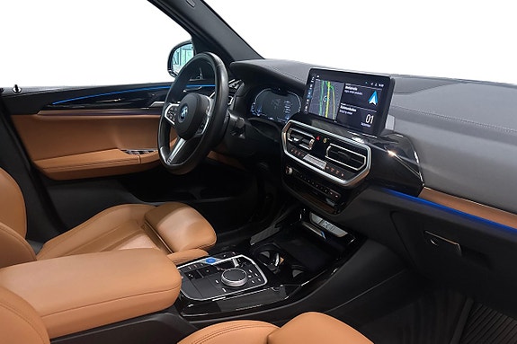 BMW iX3 6 of 19