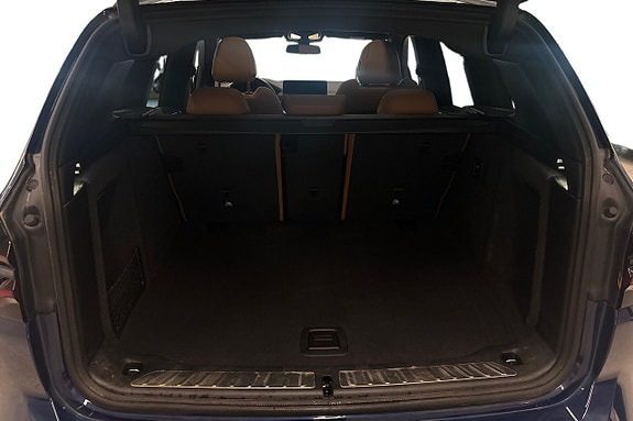 BMW iX3 10 of 19