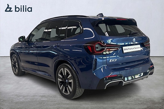 BMW iX3 2 of 19