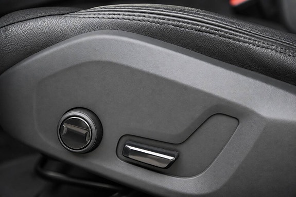 Volvo V60 19 of 30