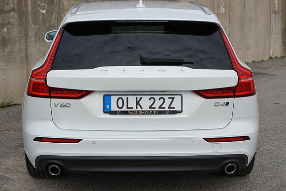 Volvo V60 13 of 30