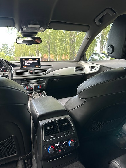 Audi A7 4 of 4