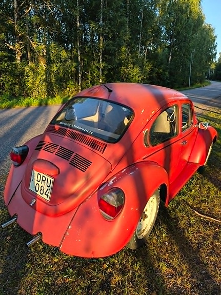 Volkswagen 1303 4 of 8