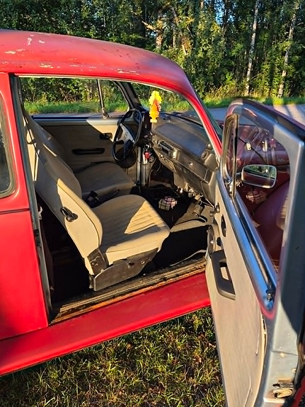 Volkswagen 1303 7 of 8