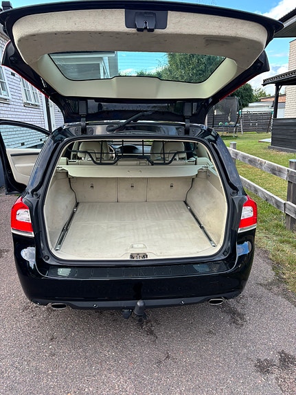 Volvo V70 7 of 7
