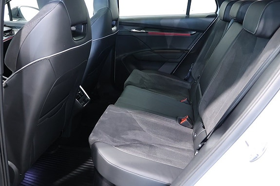 Skoda Enyaq 7 of 19