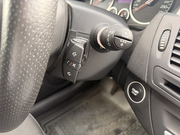 Renault Laguna 12 of 21