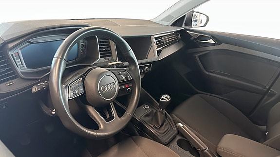 Audi A1 7 of 13