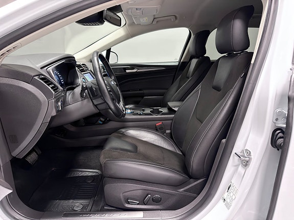 Ford Mondeo 14 of 30