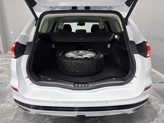 Ford Mondeo 29 of 30