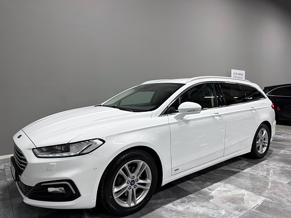 Ford Mondeo 4 of 30