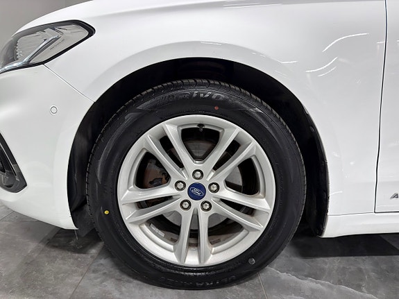 Ford Mondeo 12 of 30