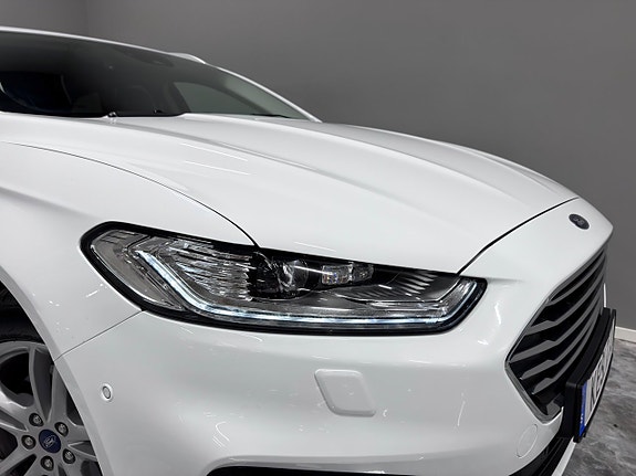 Ford Mondeo 11 of 30