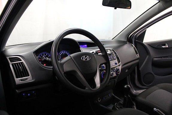 Hyundai i20 9 of 15