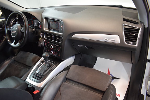 Audi Q5 10 of 24