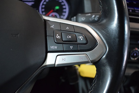 Volkswagen Transporter 13 of 16