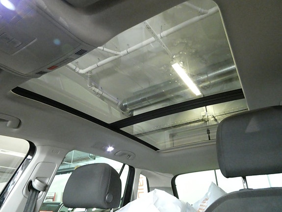 Volkswagen Tiguan 15 of 24