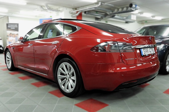 Tesla Model S 6 of 30