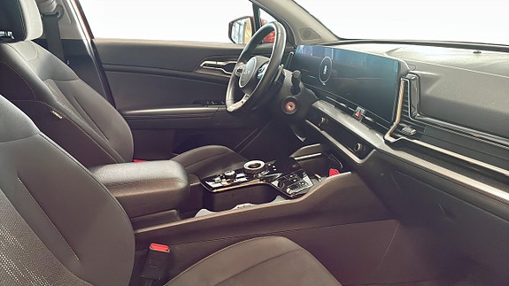Kia Sportage 3 of 12