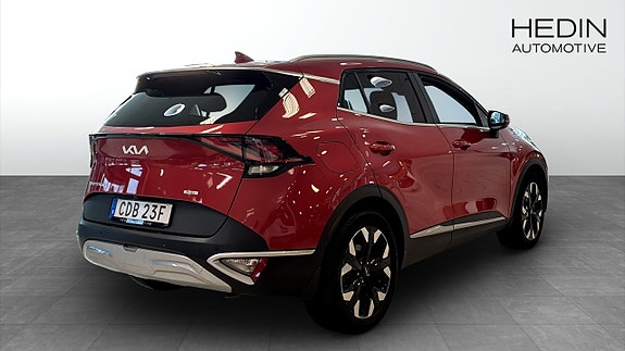 Kia Sportage 2 of 12