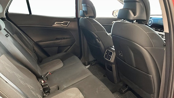 Kia Sportage 5 of 12