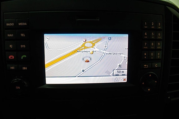 Mercedes-Benz eVito 111 8 of 15