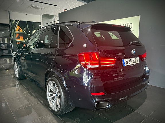 BMW X5 11 of 12