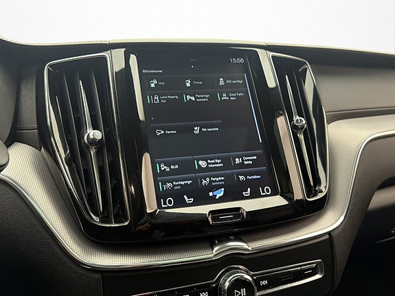 Volvo XC60 22 of 30