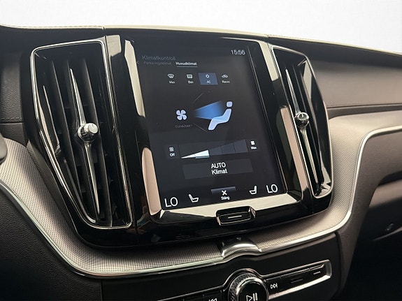 Volvo XC60 23 of 30