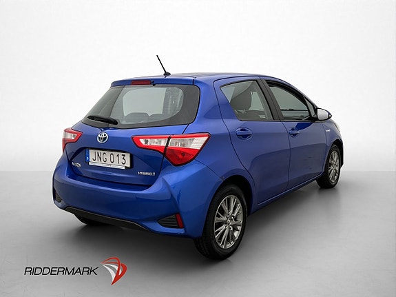 Toyota Yaris 5 of 29