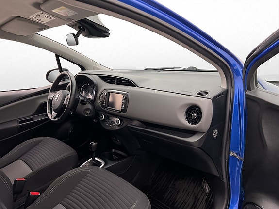 Toyota Yaris 23 of 29