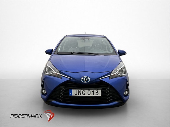 Toyota Yaris 2 of 29