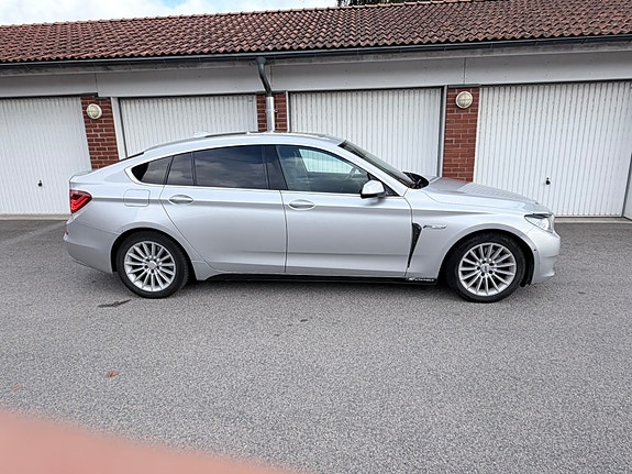 BMW 530d 3 of 10